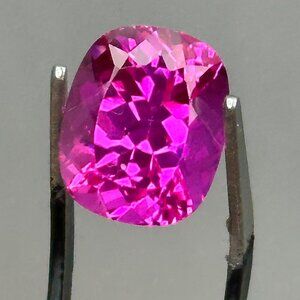 STUNNING Certified Fuschia Sapphire